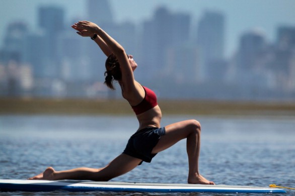 yoga mal di schiena fisiosan