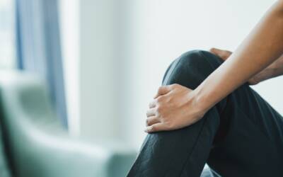 Quando il ginocchio “scricchiola”: perché i crepitii non sono sempre un problema